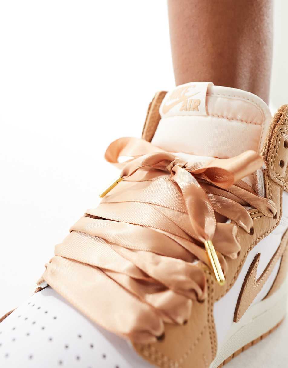 Nike Air Jordan 1 Retro Hi OG sneakers in white