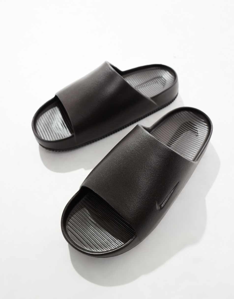 Nike Calm slides in velvet black