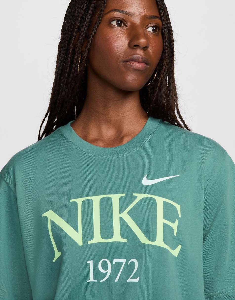 Nike Classic graphic oversized t-shirt in green