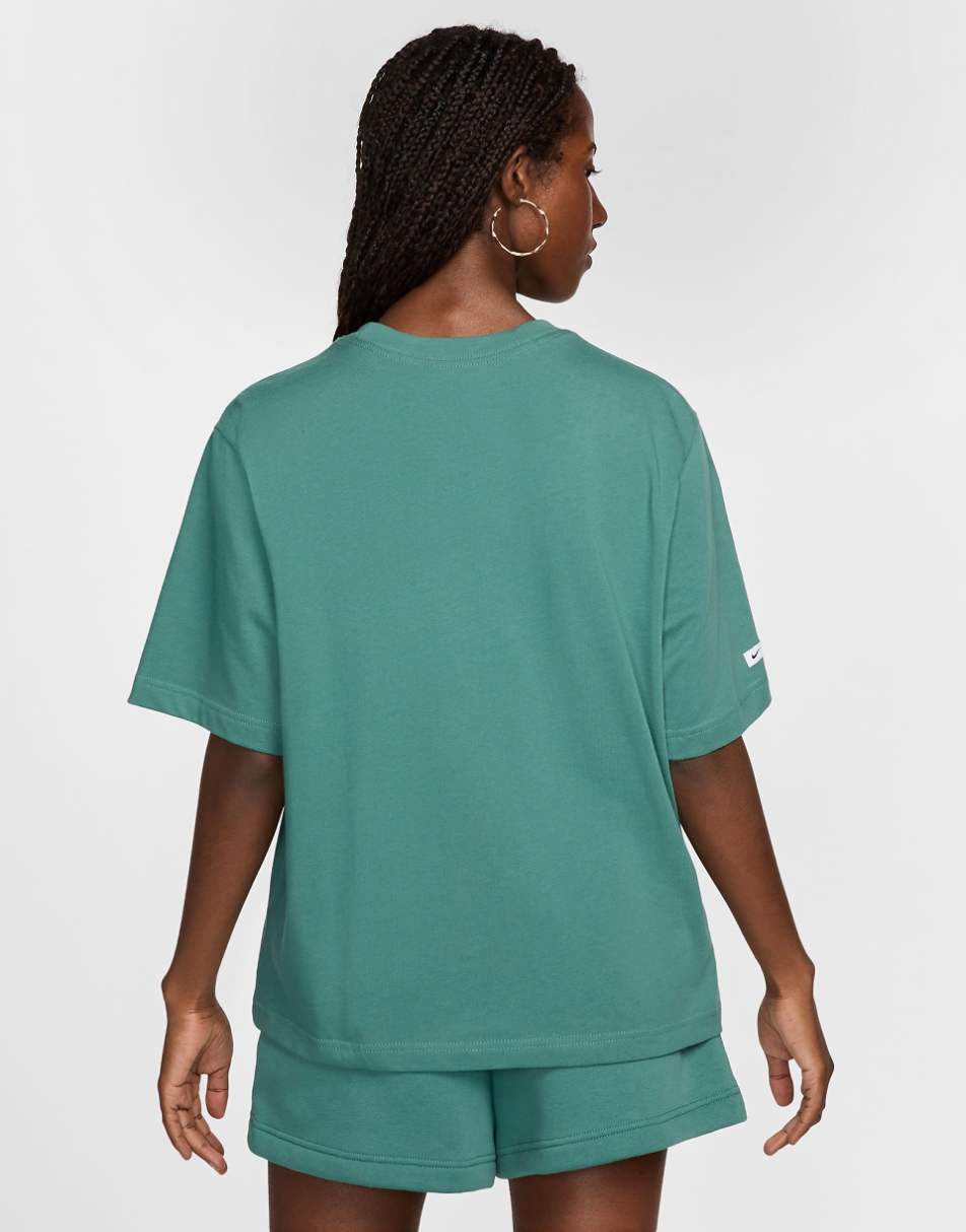 Nike Classic graphic oversized t-shirt in green
