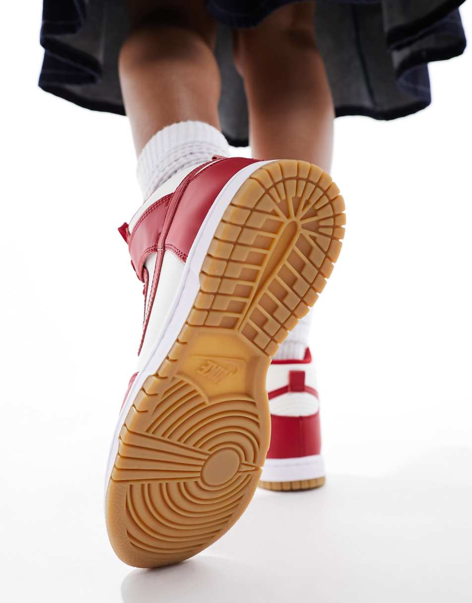 Nike Dunk High sneakers in red and white