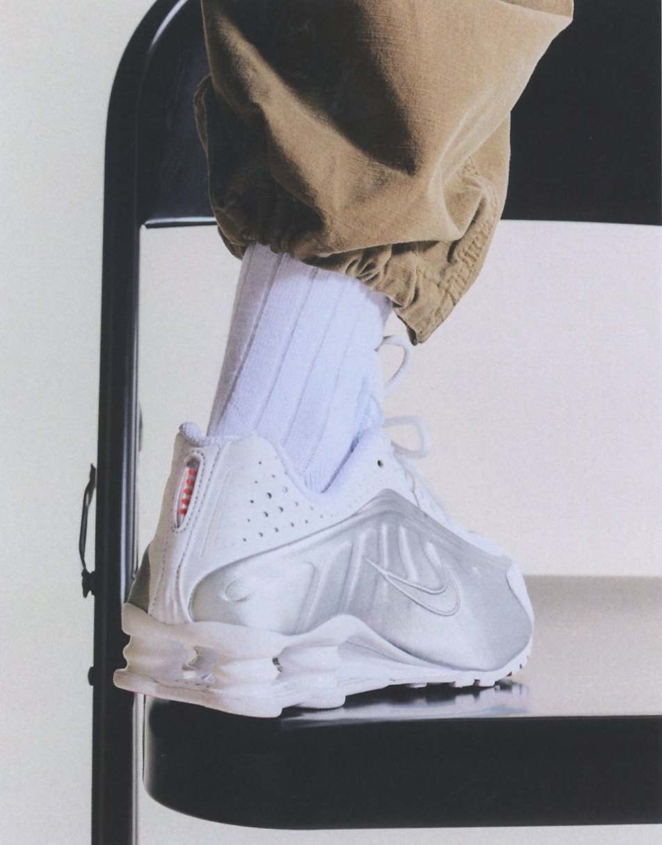 Nike Shox R4 sneakers in white and silver