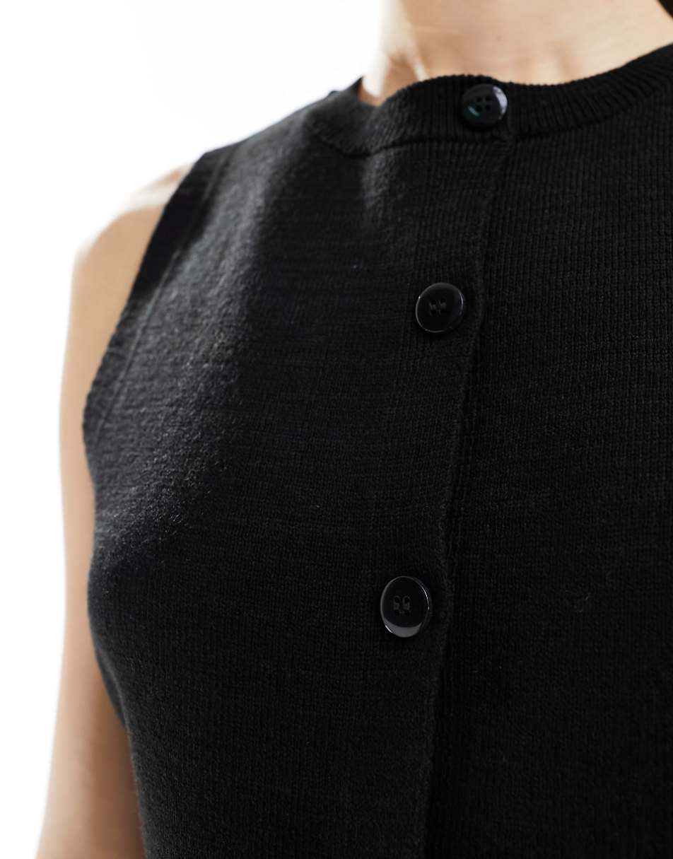 ASOS DESIGN knitted crew neck vest with front split in black