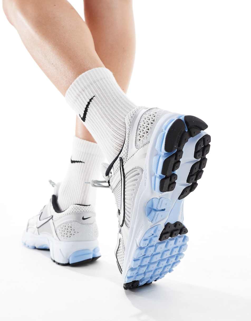 Nike Zoom Vomero 5 sneakers in white & silver