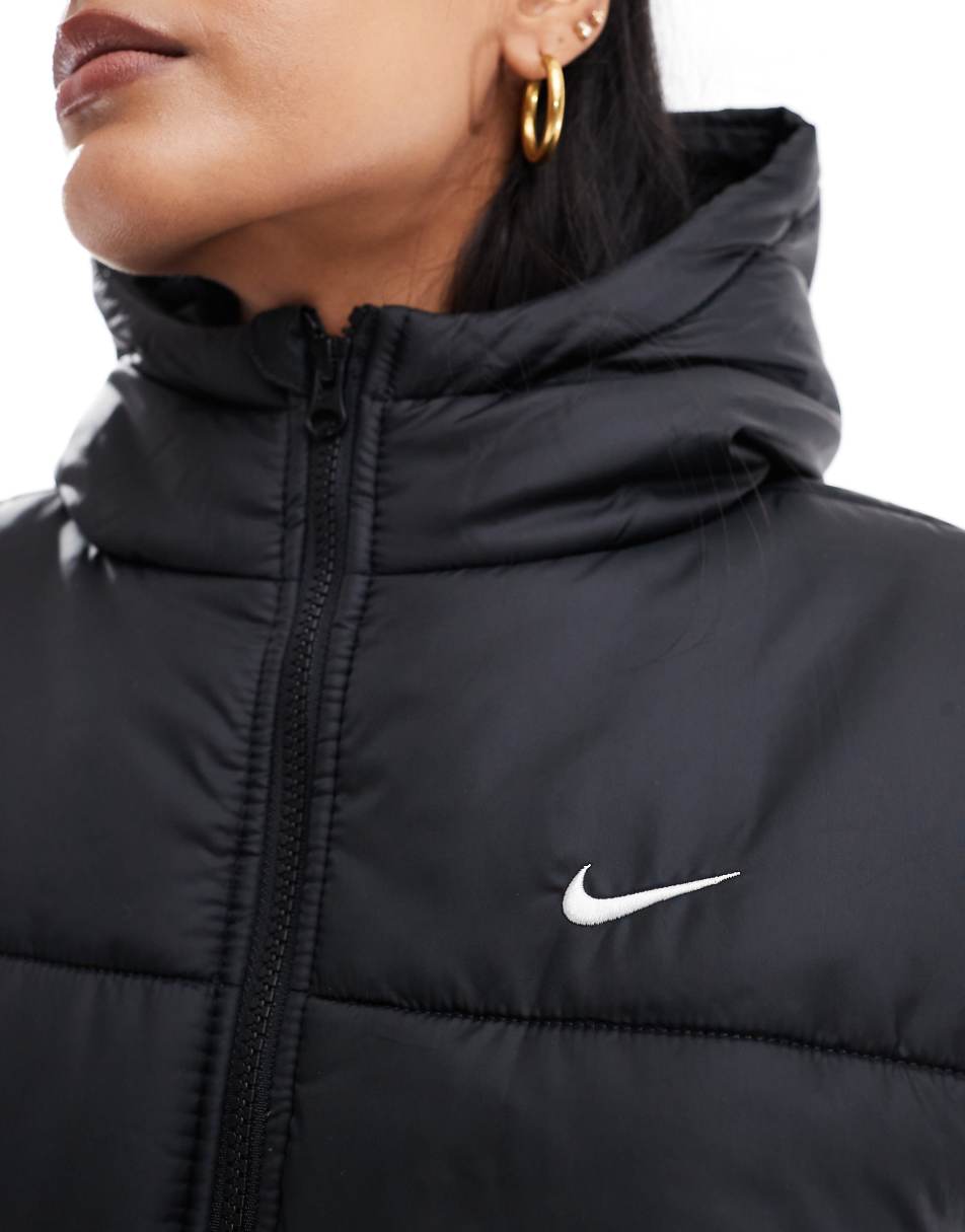 Nike Puffer jacket in black