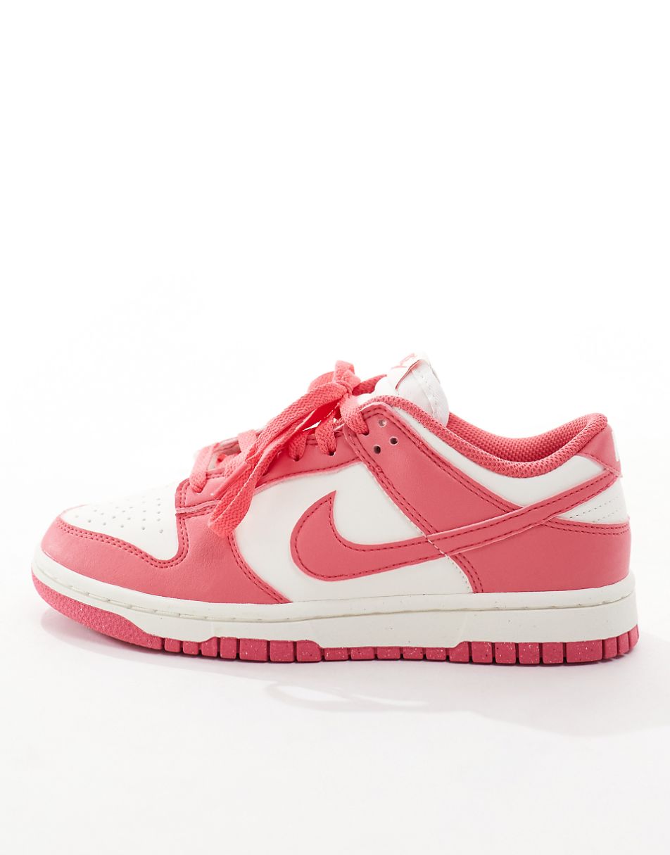 Nike Dunk Low sneakers in pink