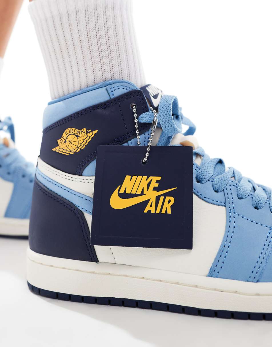 Nike Air Jordan 1 high sneakers in blue