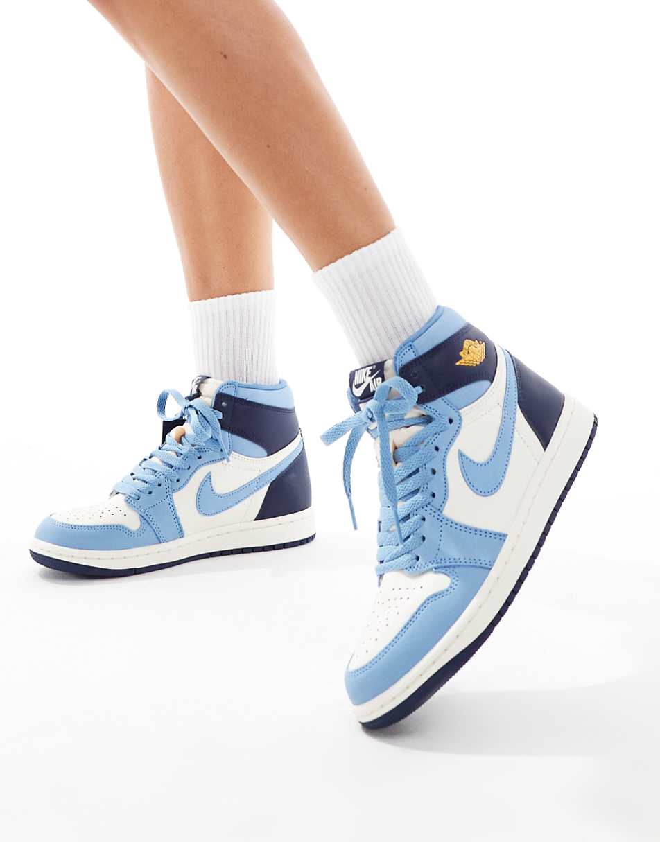 Nike Air Jordan 1 high sneakers in blue