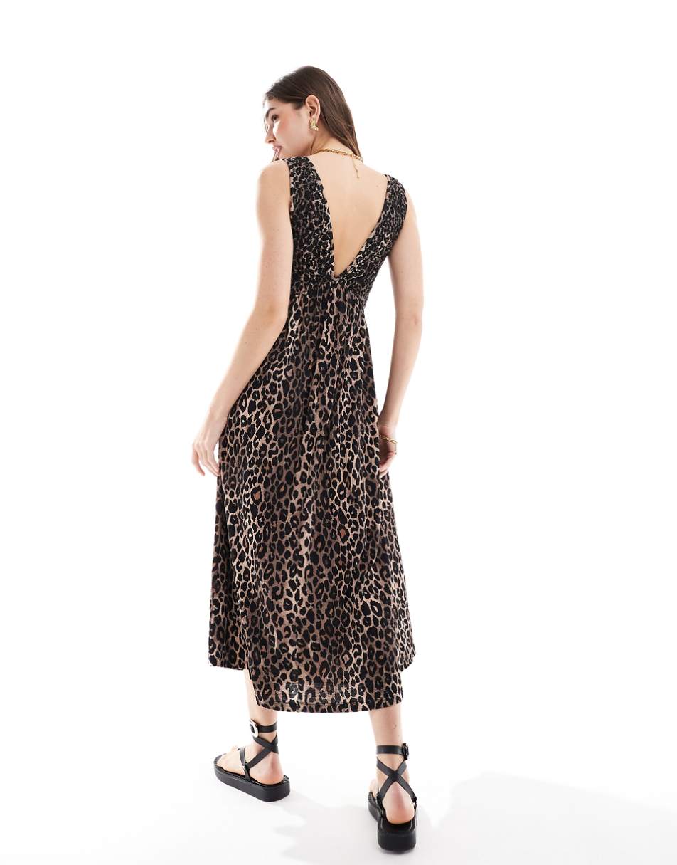 ASOS DESIGN v neck midaxi dress with full hem in leopard print