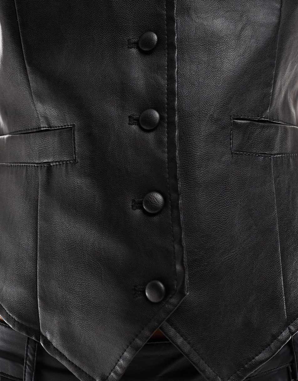 Lioness leather look vest in black