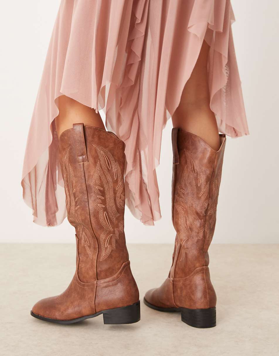 Glamorous western knee boots in brown