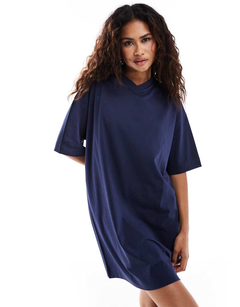 COLLUSION v-neck T-shirt dress in navy