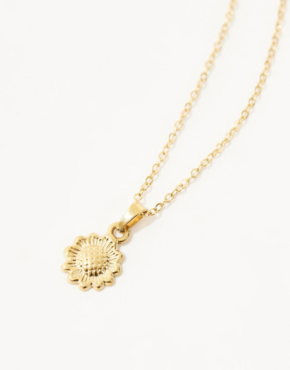 Lost Souls stainless steel flower pendant necklace in 18k gold plated