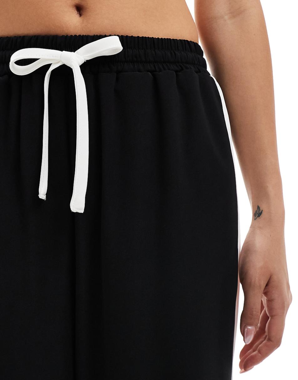ASOS DESIGN pull on pants with contrast panel in black