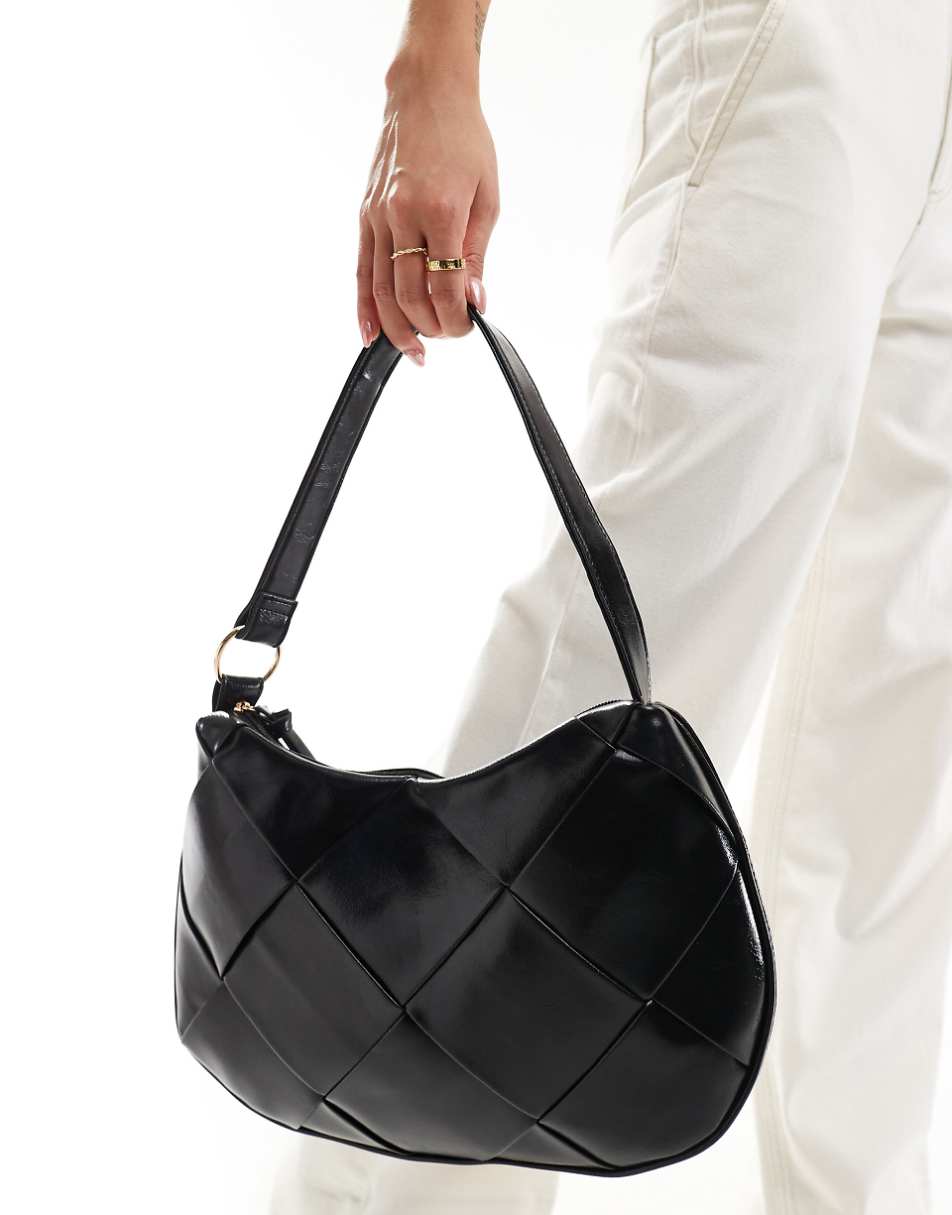 Glamorous woven shoulder bag in patent black