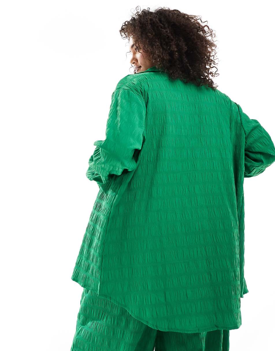 Esmée Curve textured long sleeve beach shirt in green - part of a set