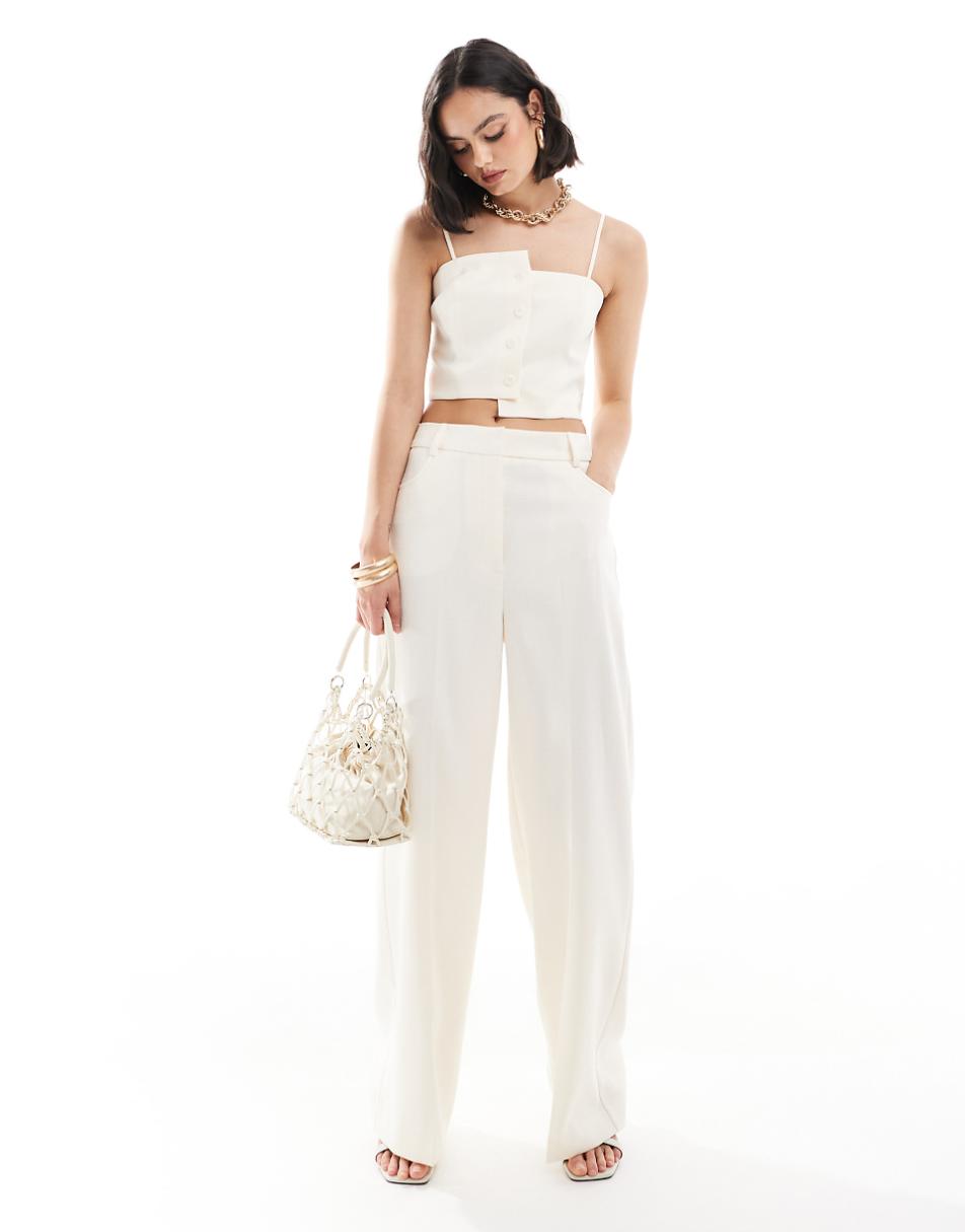 ASOS DESIGN split vest in cream