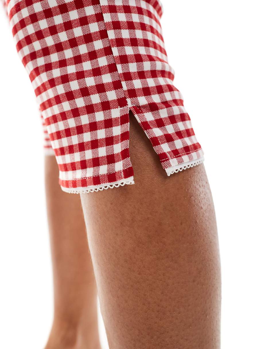 Cotton On fitted 90s capri pants in red gingham