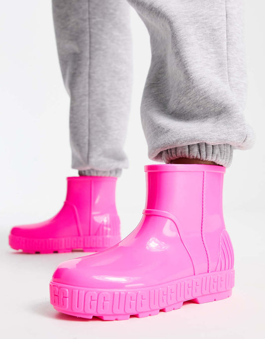 UGG Drizlita rain boots with shearling insole in pink