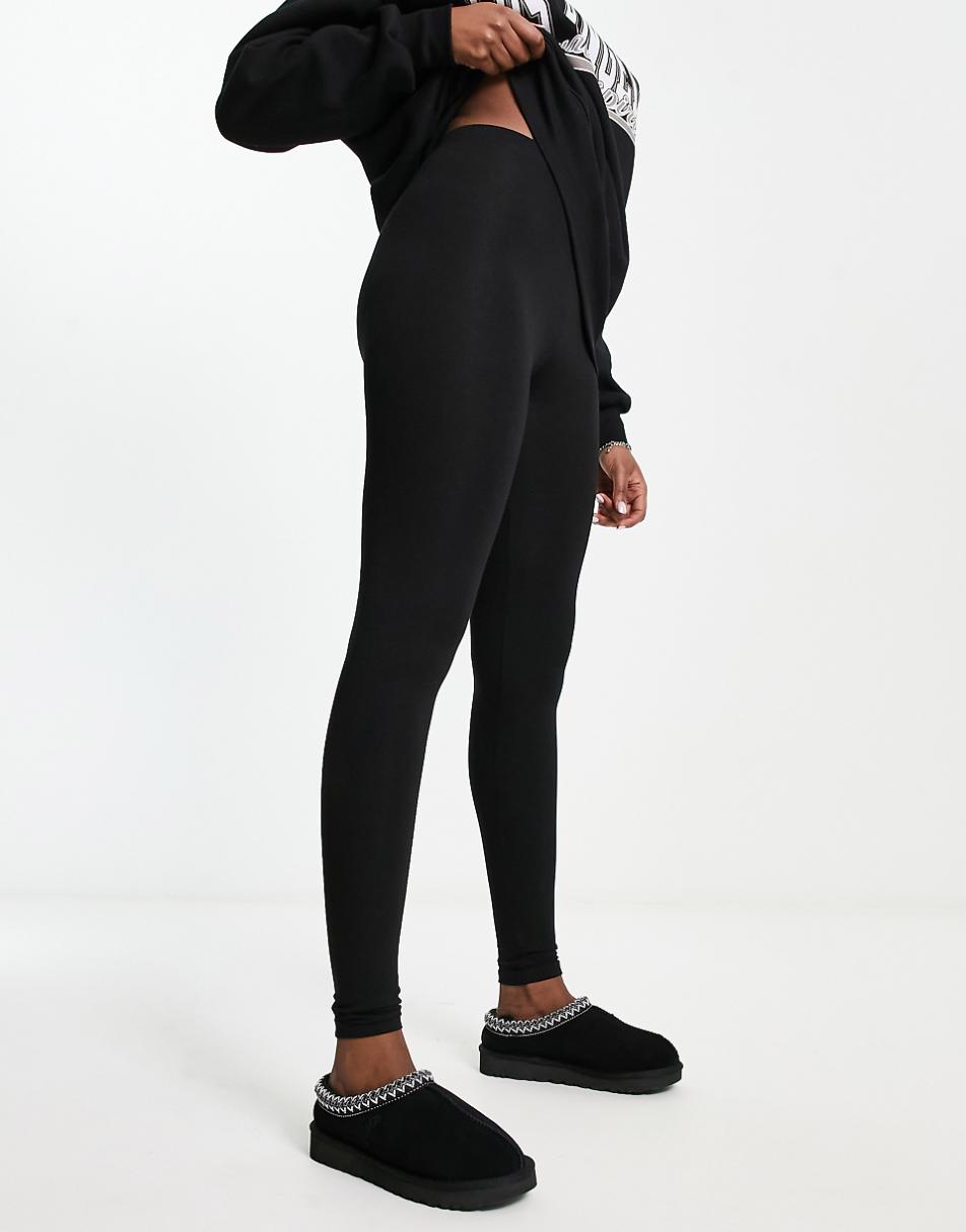 ASOS DESIGN leggings in black