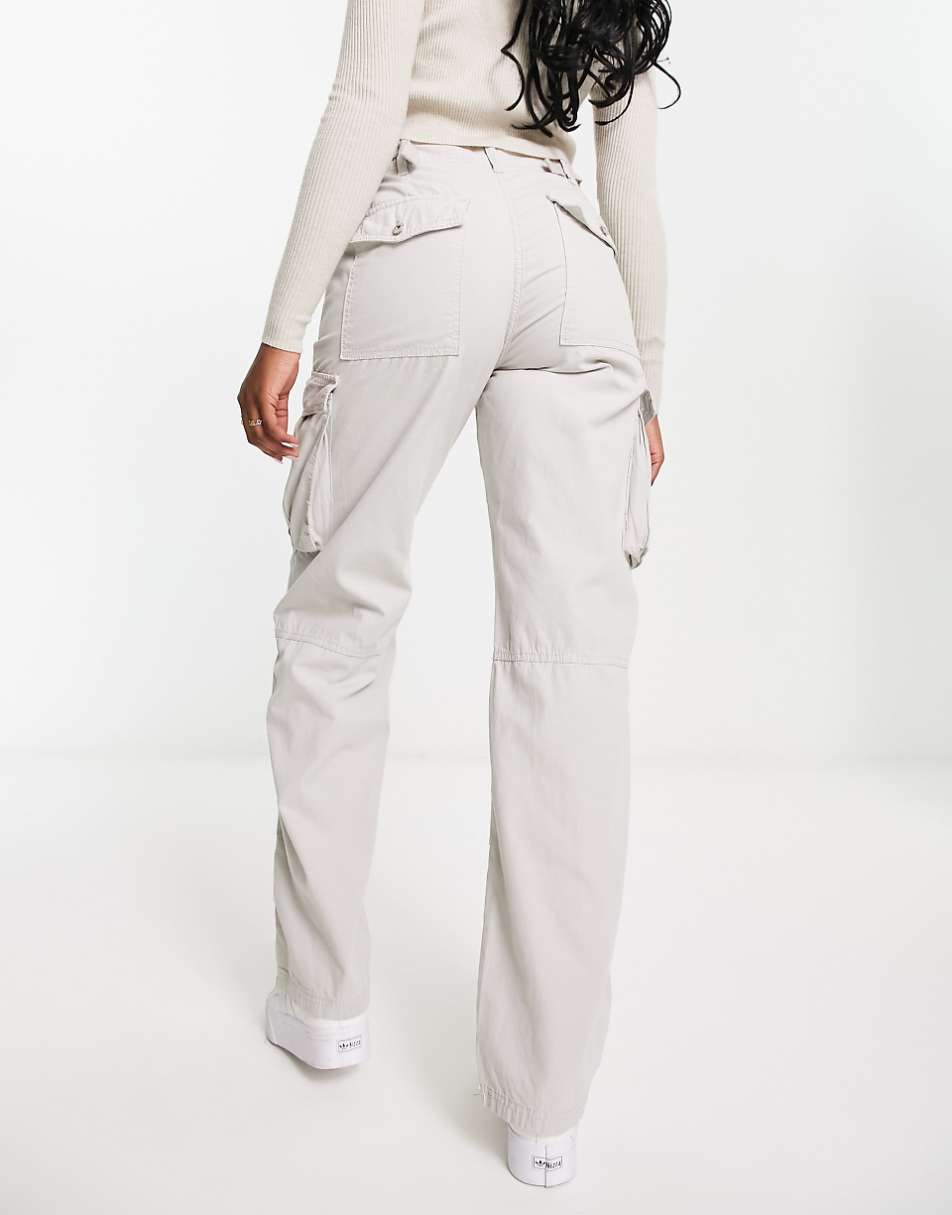 Bershka straight leg cargo pants in gray