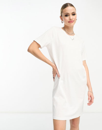 Only Tall mini t-shirt dress in white