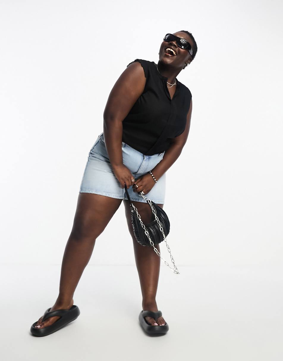 Only Curve V-neck blouse with crochet trim in black