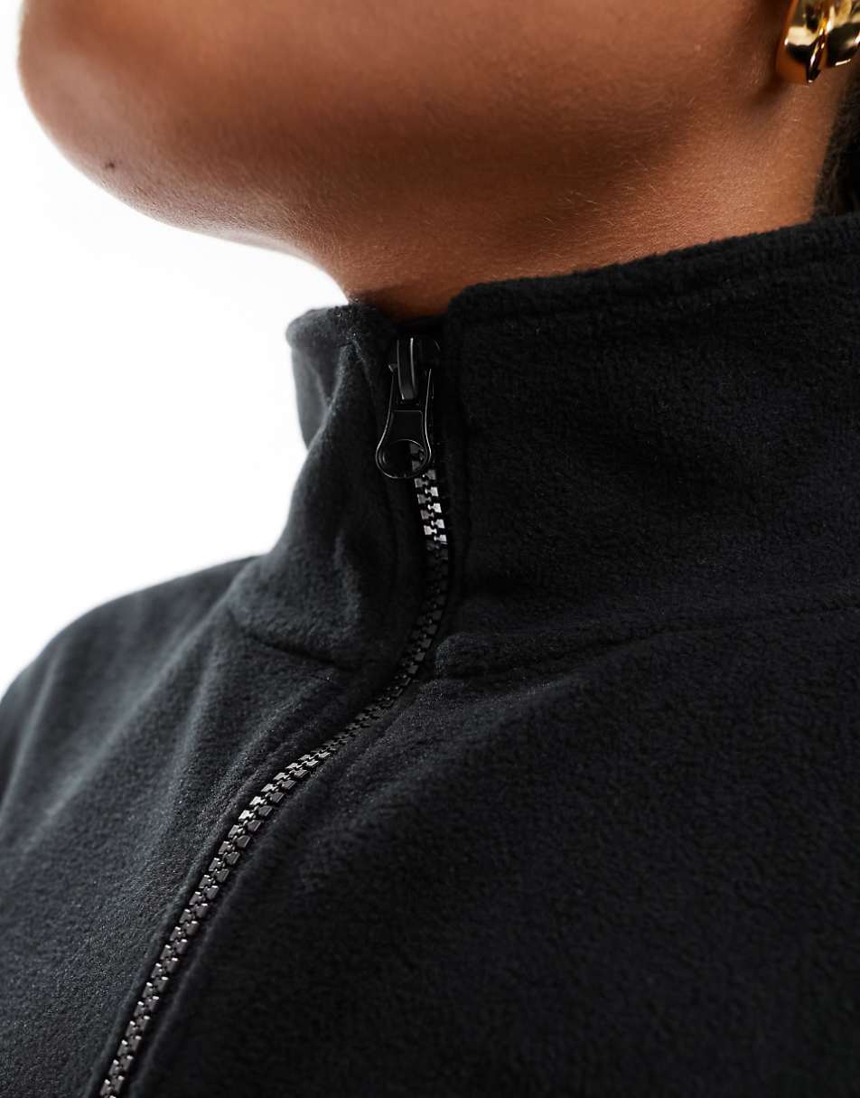 ASOS DESIGN half zip fleece in black