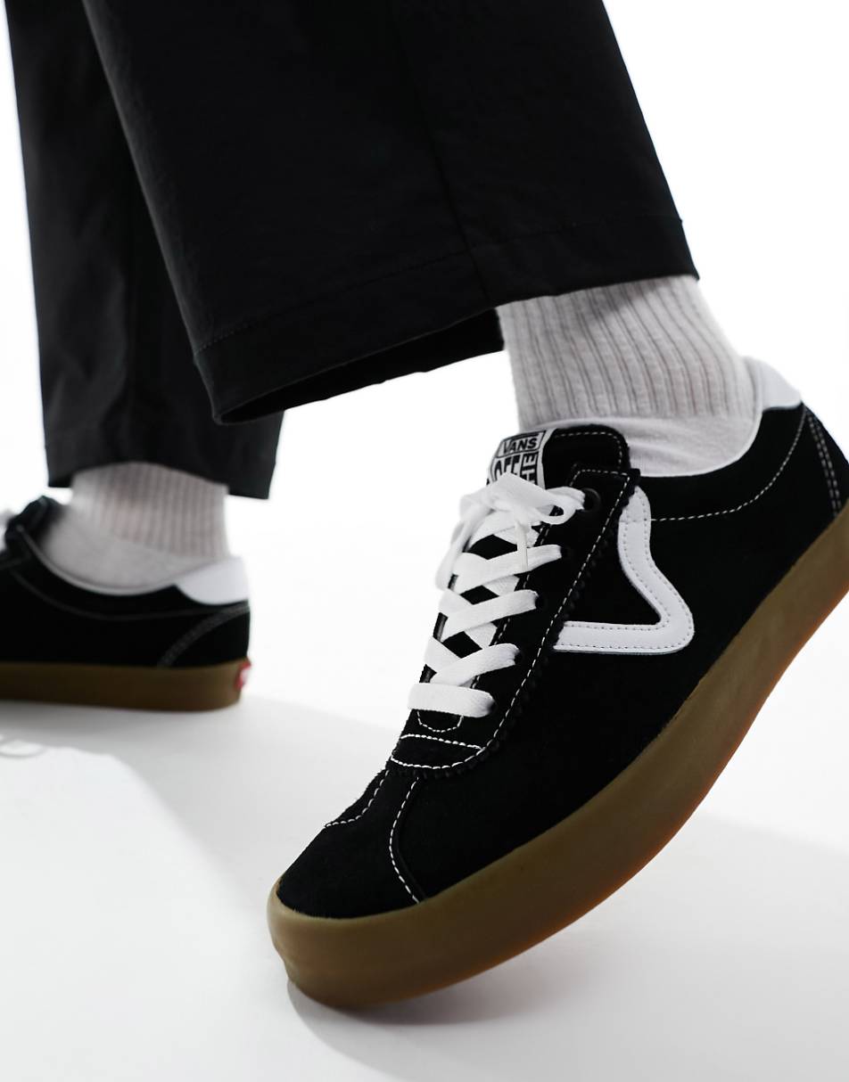 Vans Sport Low sneakers with rubber sole in black