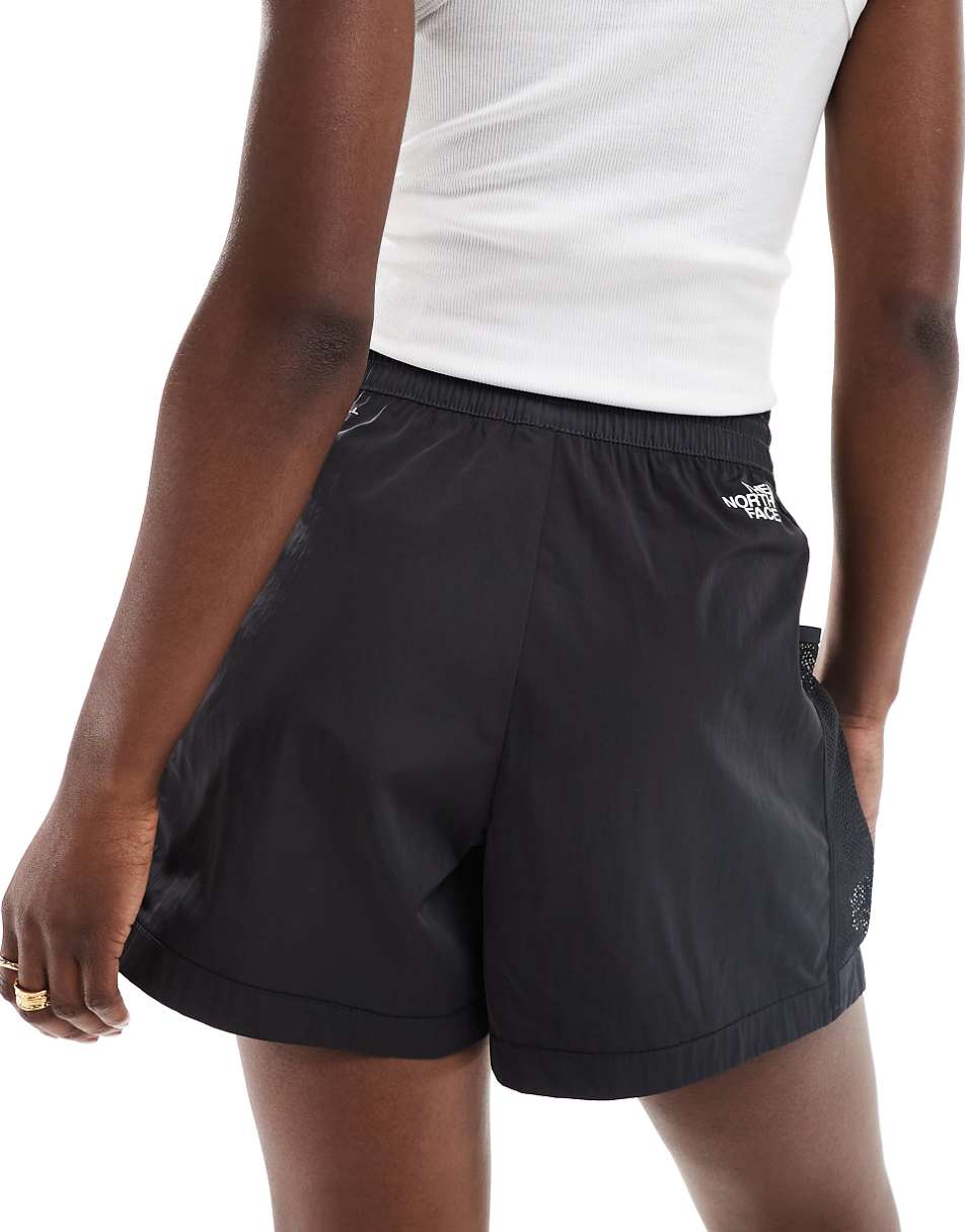 The North Face 2000 Mountain Wind shorts in black