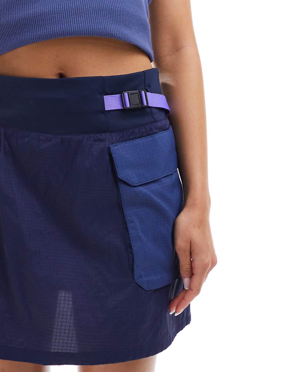 The North Face Spring Peak skort in navy