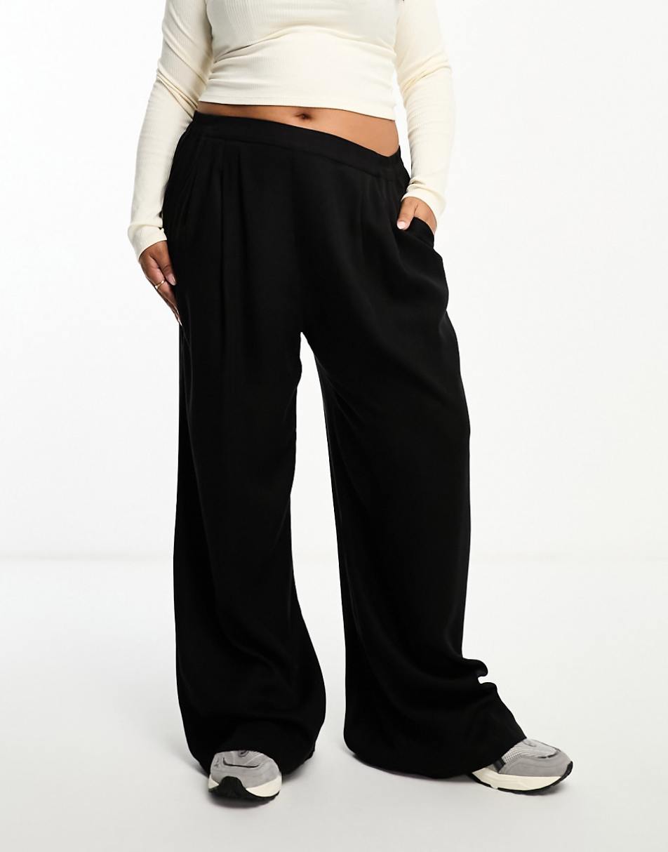 ASOS DESIGN Curve clean front wide leg pants in black