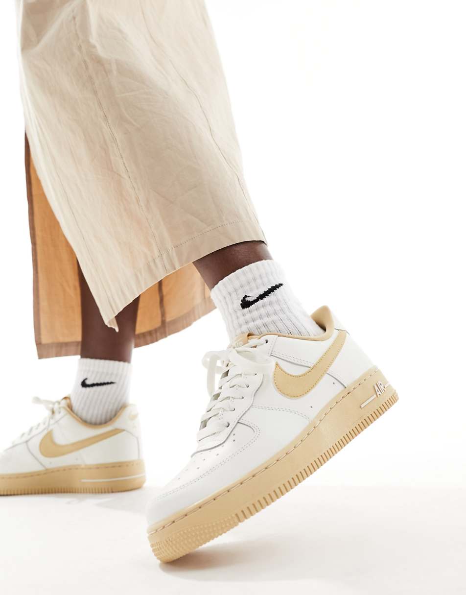 Nike Air Force 1 sneakers in off white and cacao brown