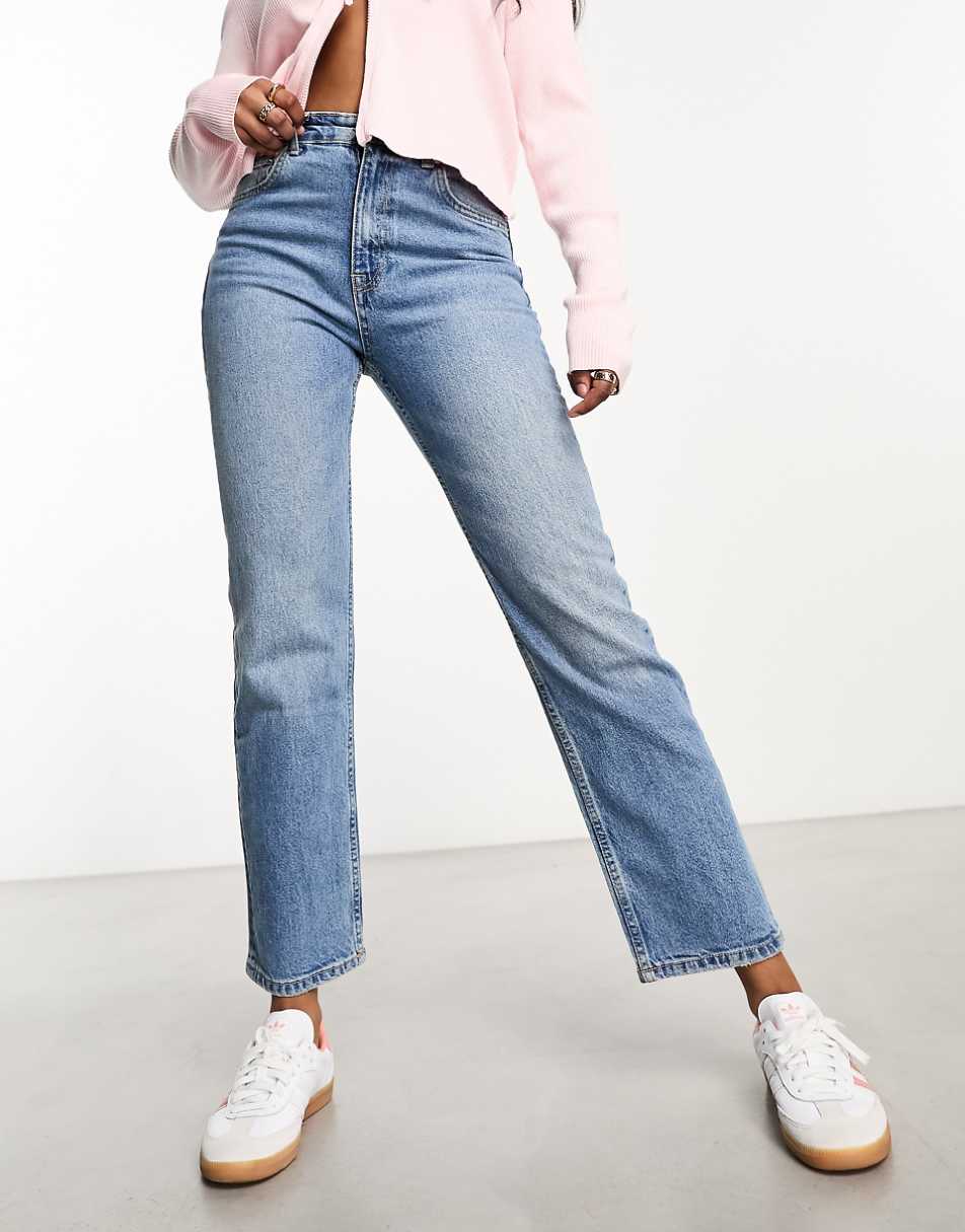 Pull&Bear high rise straight leg comfort jean in medium blue