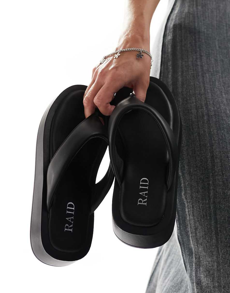 RAID Mellow flatform flip flops in black