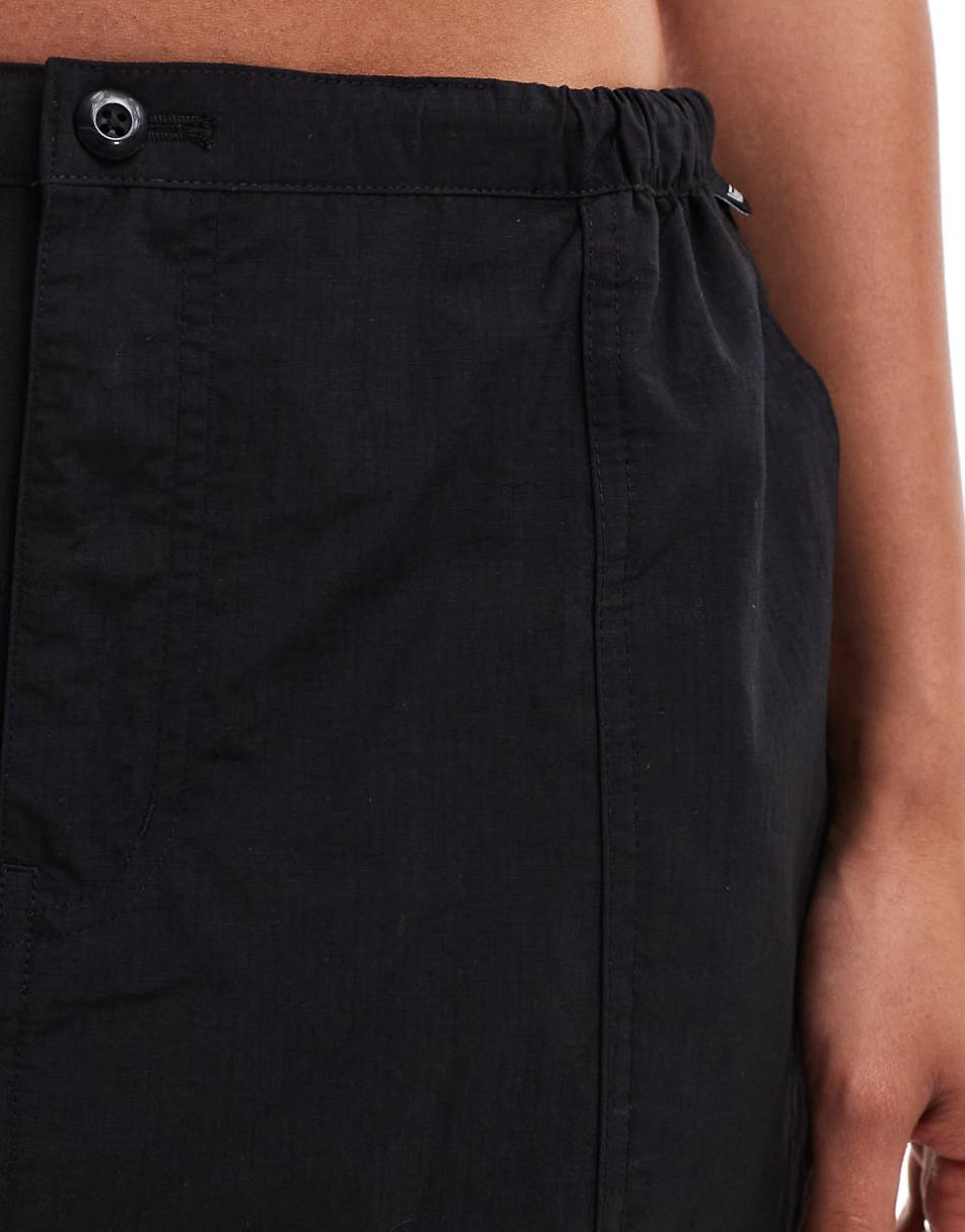 Vans Riley nylon skirt in black