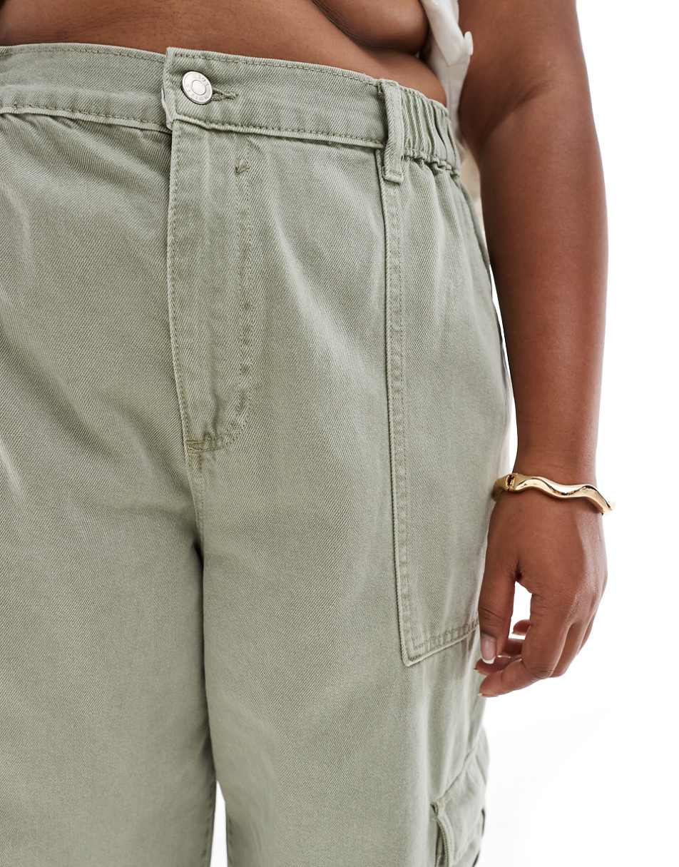 ASOS DESIGN Curve cargo jeans in washed khaki