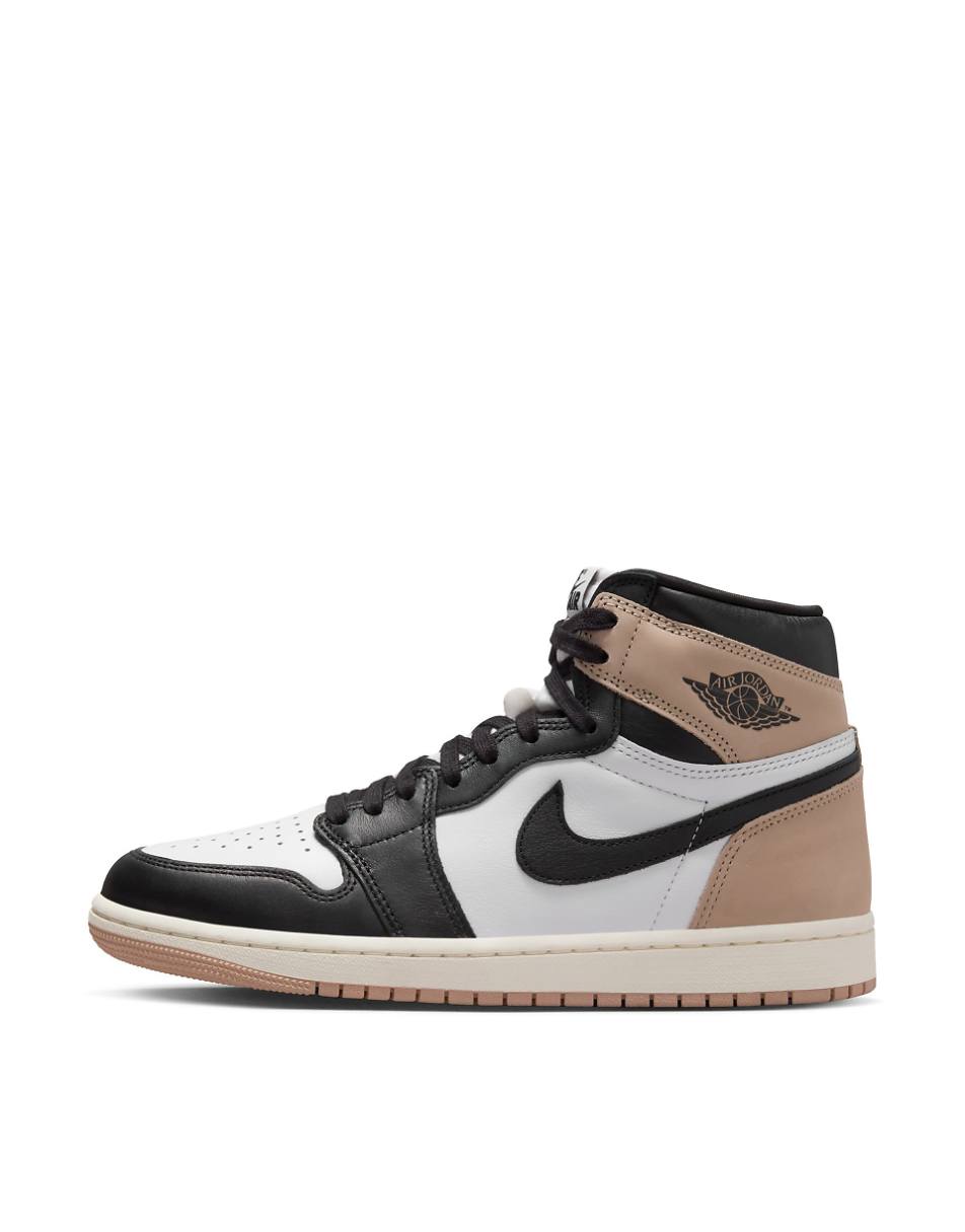 Nike Air Jordan 1 Retro High sneakers in black and brown