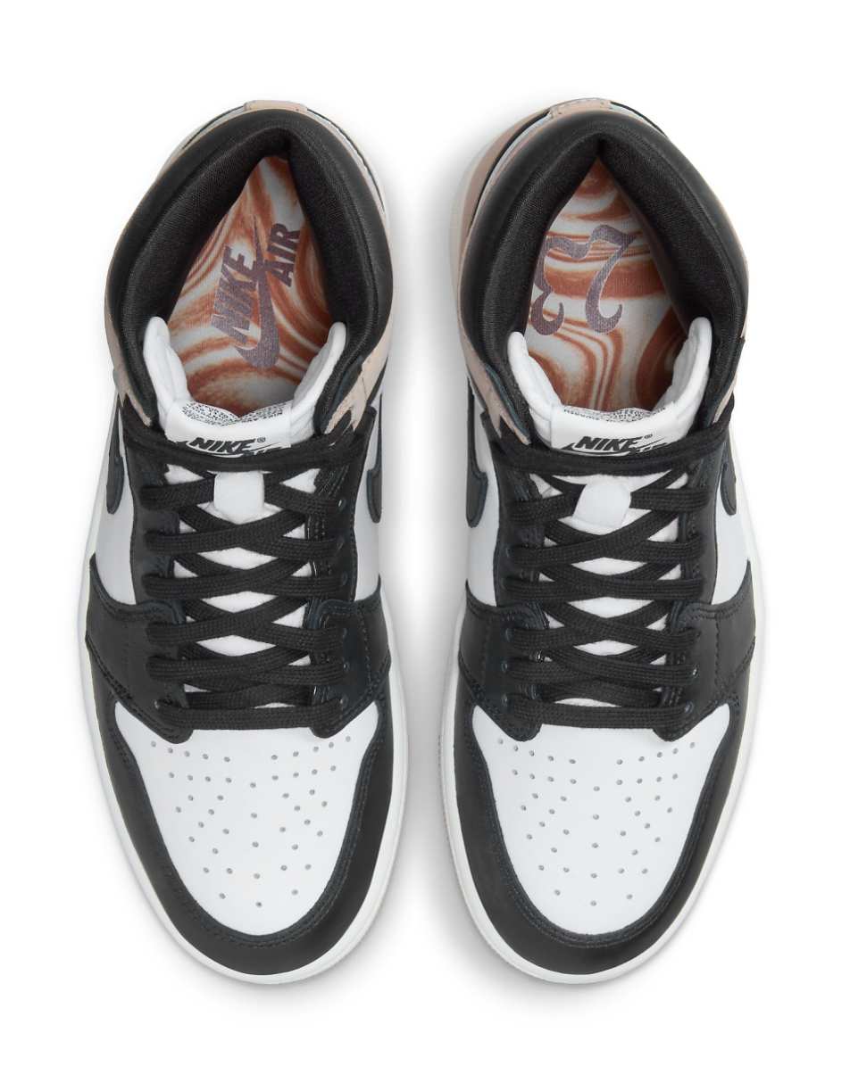 Nike Air Jordan 1 Retro High sneakers in black and brown