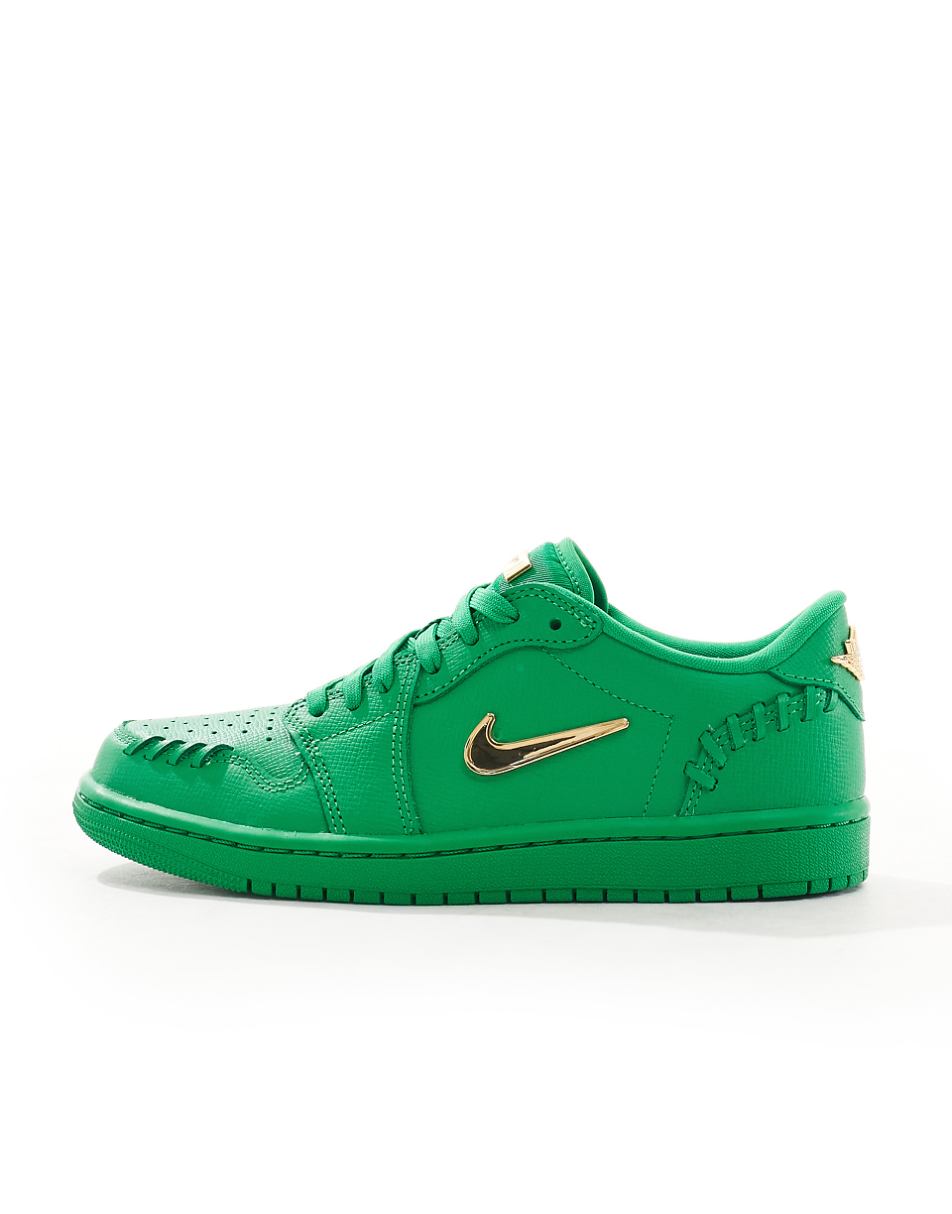 Nike Air Jordan Method make low sneakers in green