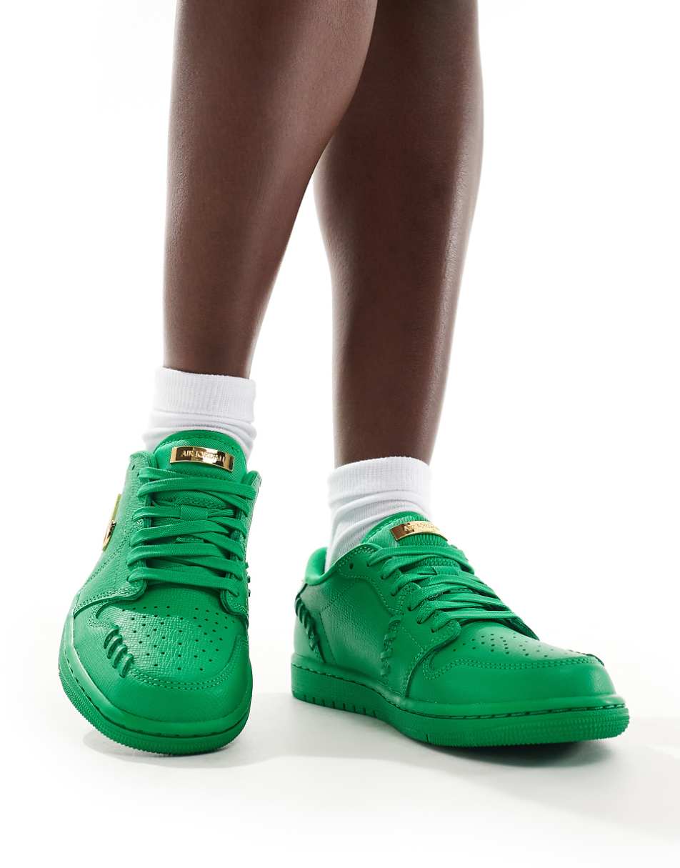 Nike Air Jordan Method make low sneakers in green