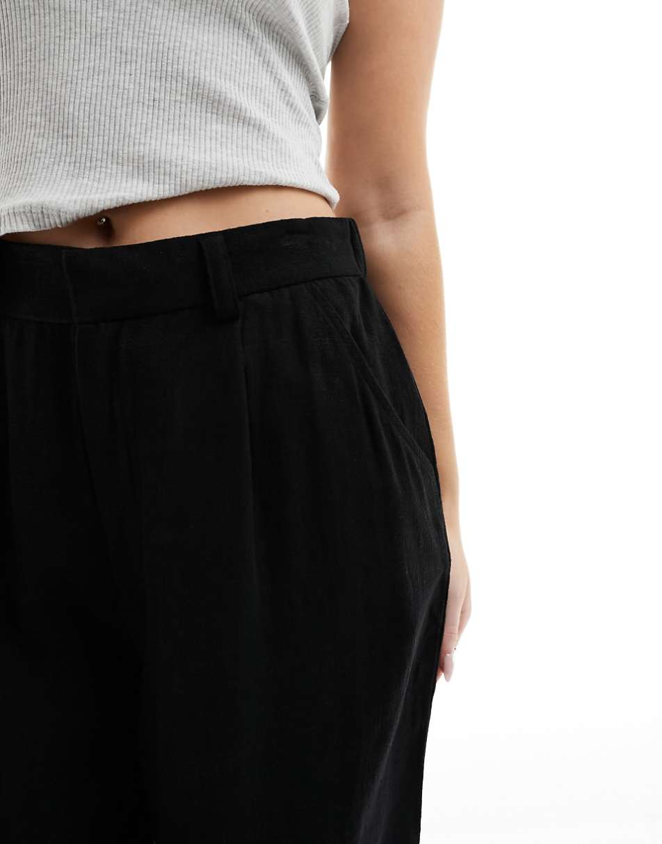 ASOS DESIGN Hourglass Wide leg dad pants with linen in black