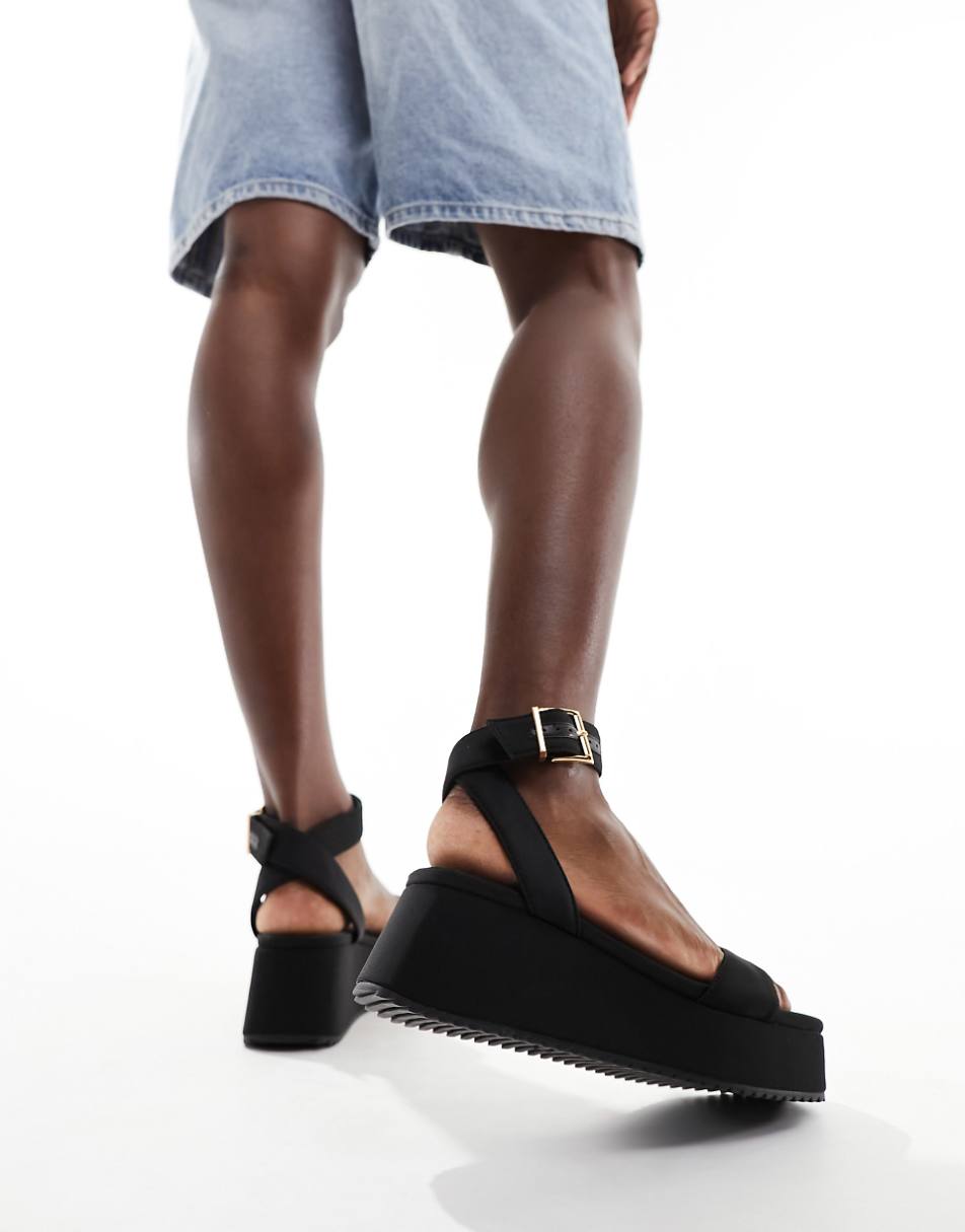 ASOS DESIGN Wide Fit Tantoo flatform sandals in black