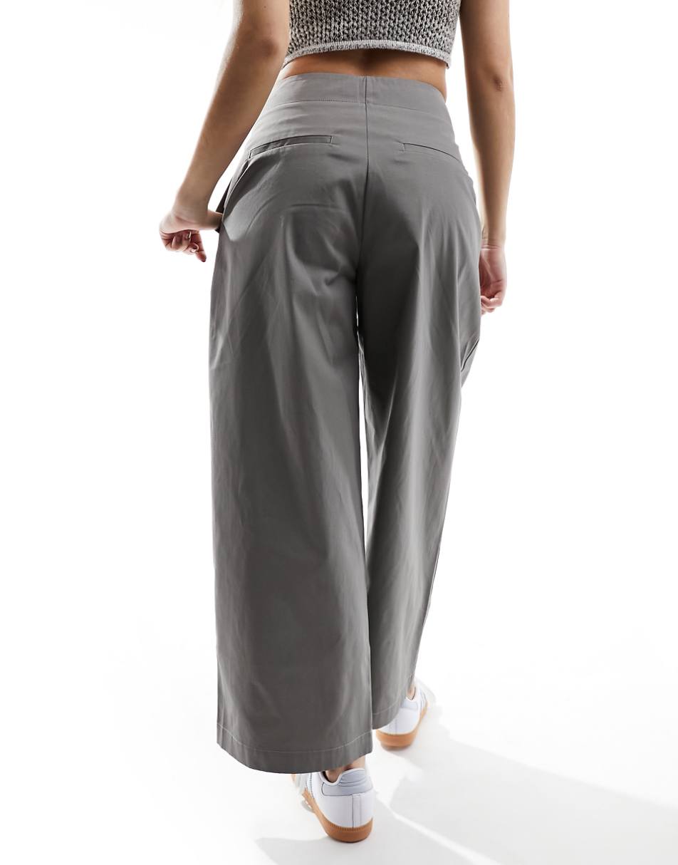 ASOS DESIGN barrel pants in structured twill in gray