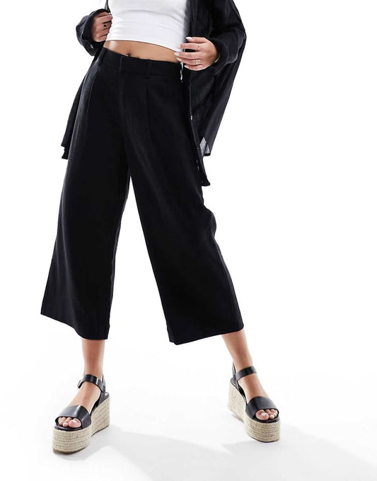 ASOS DESIGN dad culotte with linen in black