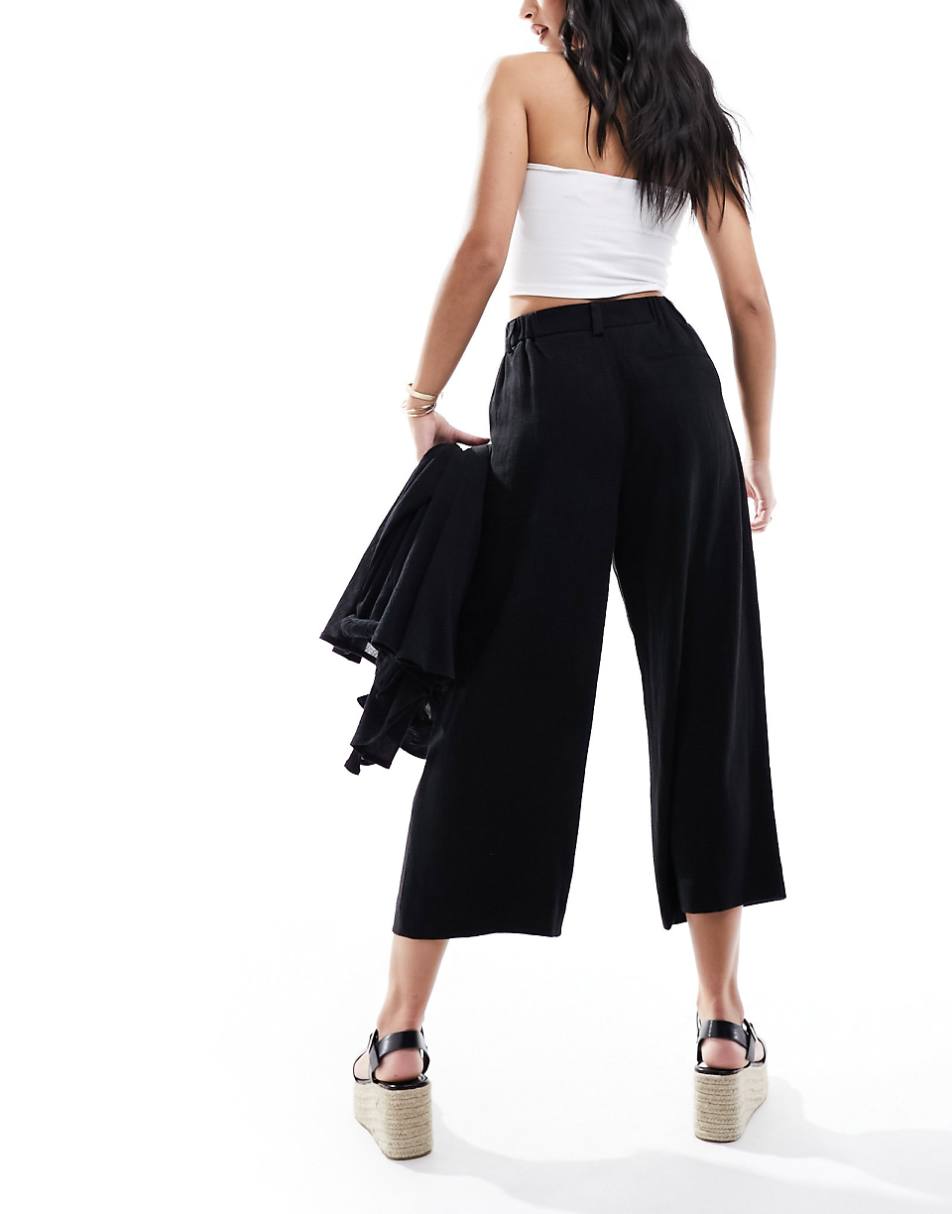 ASOS DESIGN dad culotte with linen in black