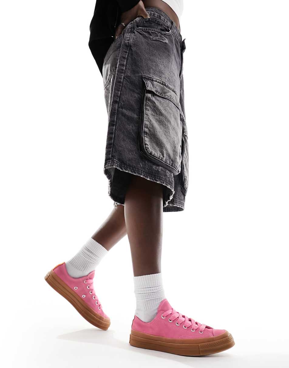 Converse Chuck 70 Ox sneakers in pink with gum soles