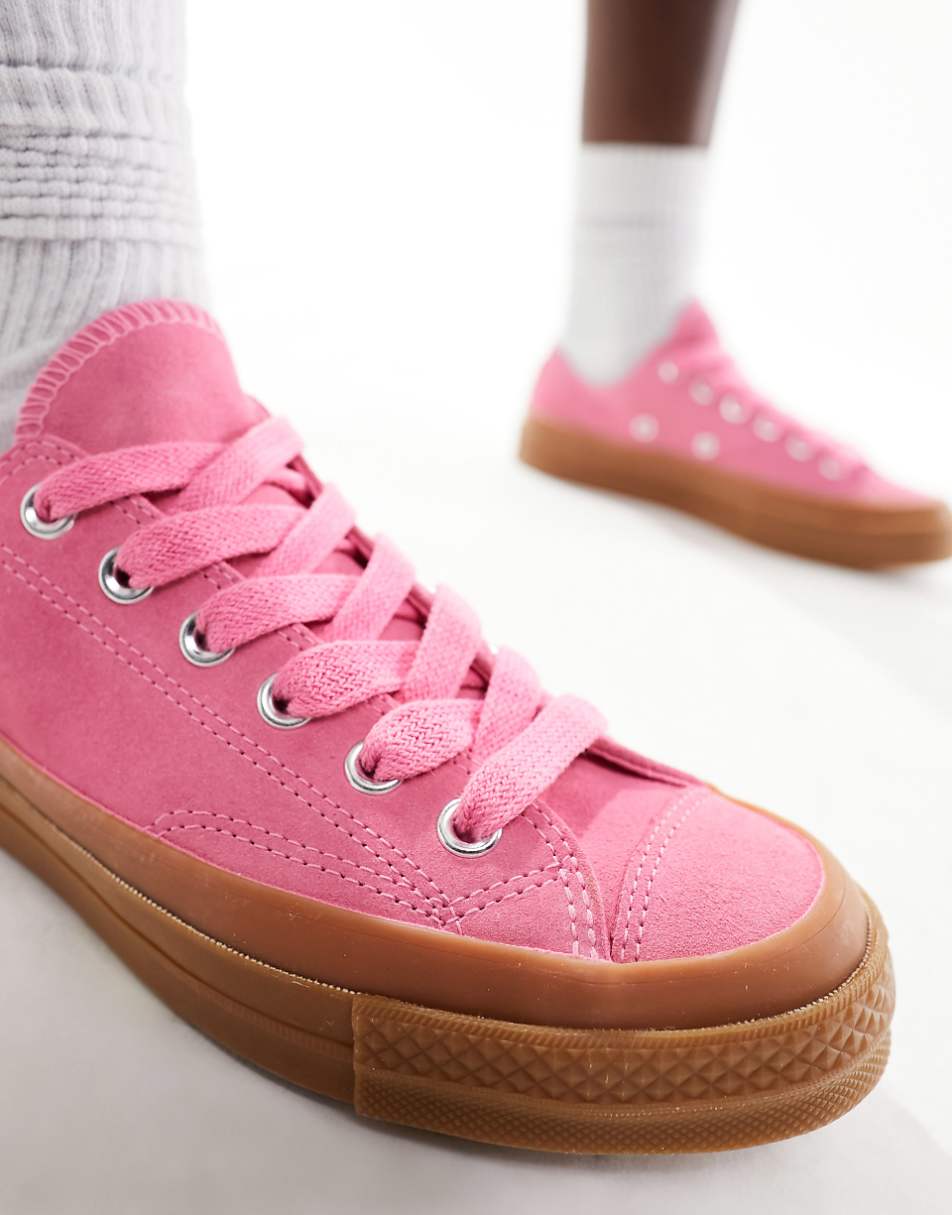 Converse Chuck 70 Ox sneakers in pink with gum soles