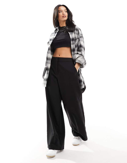 ASOS DESIGN Petite wide leg tailored dad pant in black