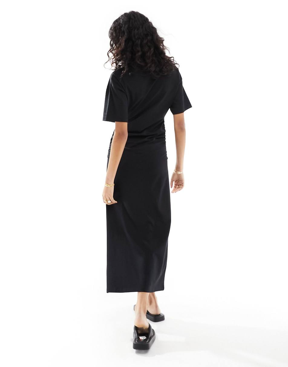 ASOS DESIGN crew neck midaxi T-shirt dress with ruched sides in black